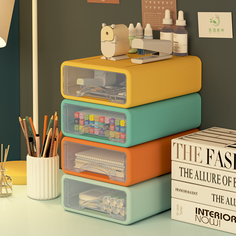 Office home desktop cosmetics stationery transparent storage box drawer type sundries storage box empilhados com material de escritório, ao lado de canetas e livros, suplementos premium naturais para energia, vitalidade e saúde cognitiva, desenvolvidos para o mercado português.