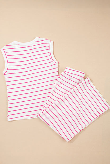 Conjunto Sail Blue Casual Striped Tee and Wide Leg Pants Set branco com riscas azuis, composto por t-shirt sem mangas e calças largas, ideal para conforto e estilo casual. suplementos premium naturais para energia, vitalidade  e saúde cognitiva, desenvolvidos para o mercado português.