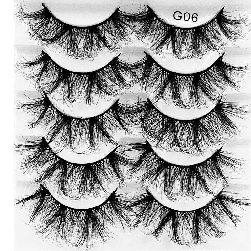 Conjunto de 5 Pairs Of New Style Fake Eyelashes Of Fried Hair 8D FLUFFY com design volumoso e natural, ideal para realçar a beleza com um toque sofisticado e elegante.