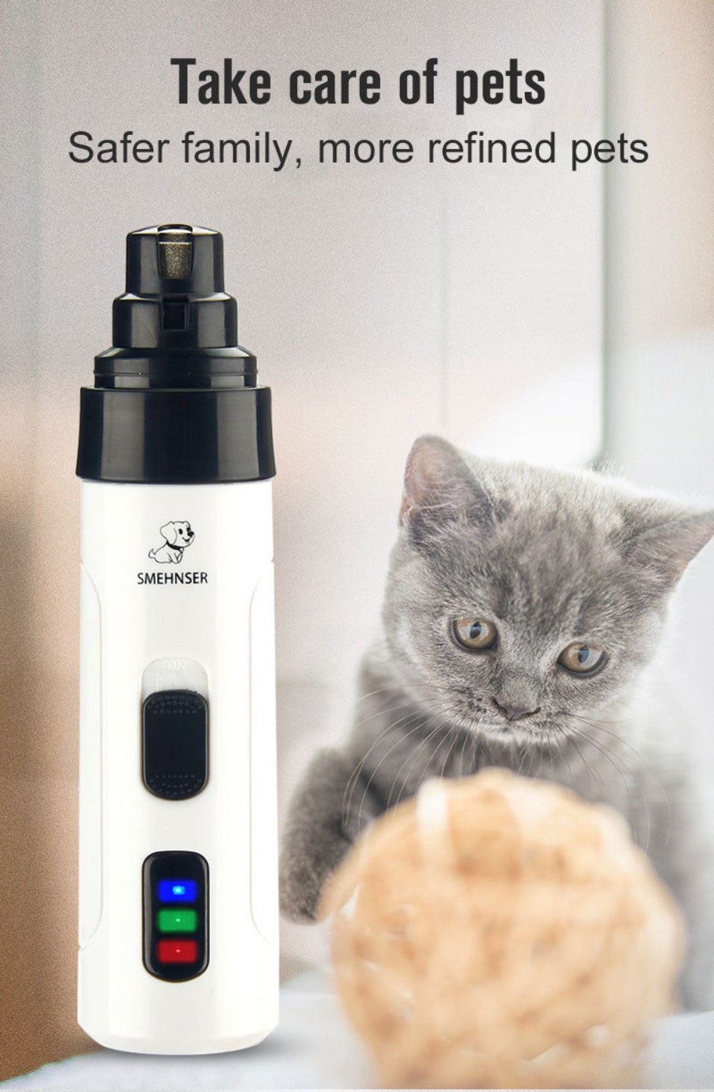 Aparelho branco compacto ao lado de gato cinza curioso, ilustrando o uso dos Cordless Pet Nail Trimmers para cuidados seguros e sofisticados com animais de estimação.