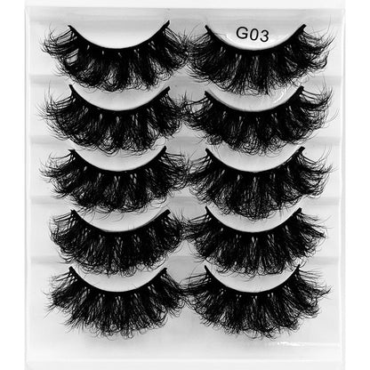 Caixa com 5 Pairs Of New Style Fake Eyelashes Of Fried Hair 8D FLUFFY, cílios postiços volumosos e naturais, ideais para realçar o olhar com estilo moderno e elegante.