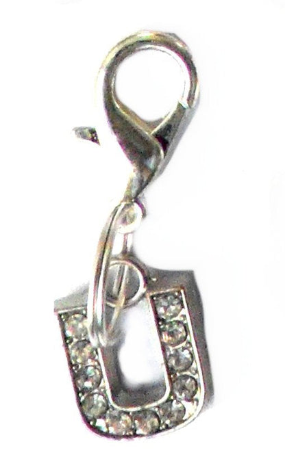Pingente prateado em forma de letra U com cristais brilhantes, parte da coleção A-Z Crystal Letter Pet Charms, ideal para acessórios personalizados e suplementos premium naturais para energia.